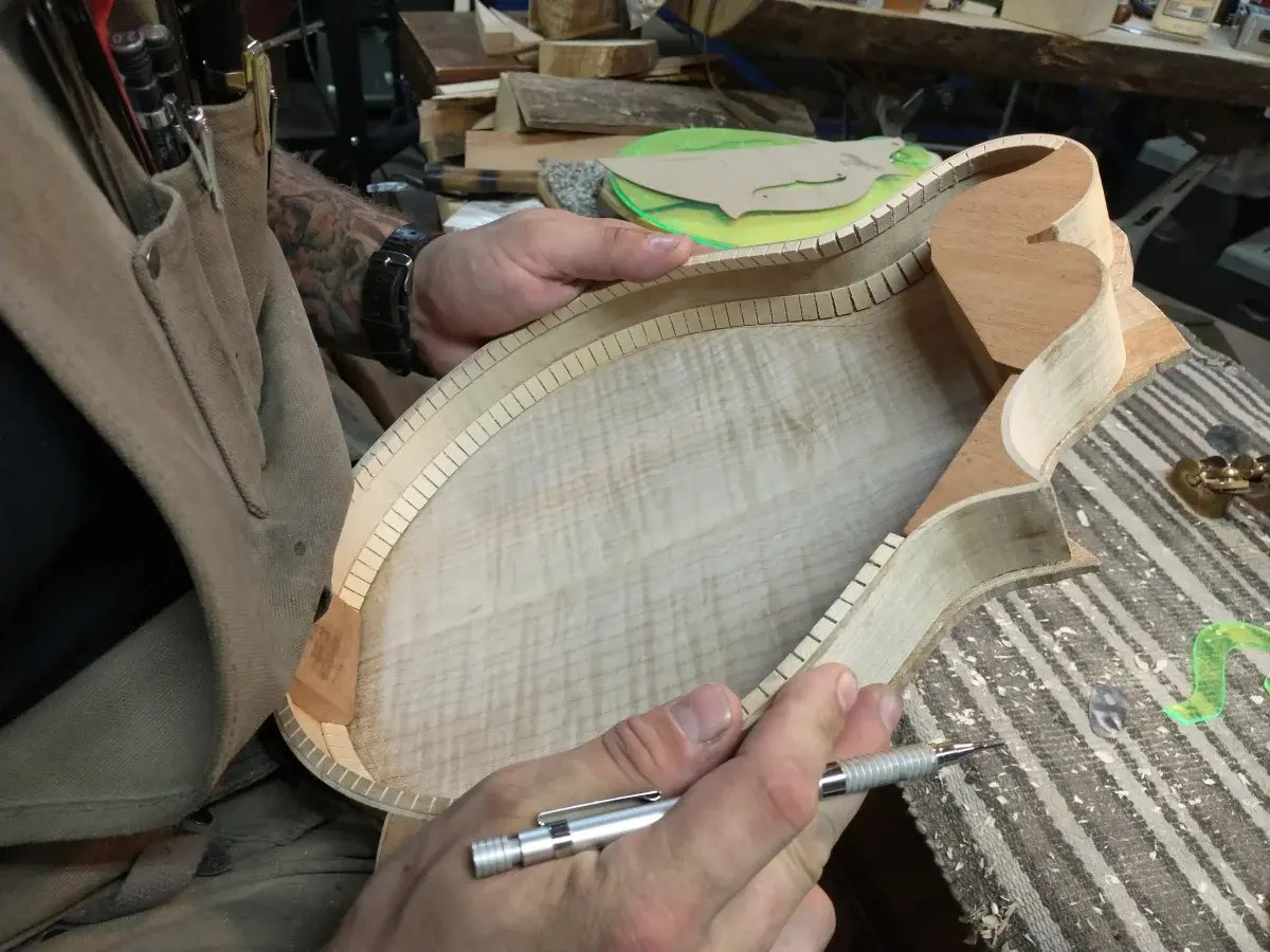 Binding and purfling